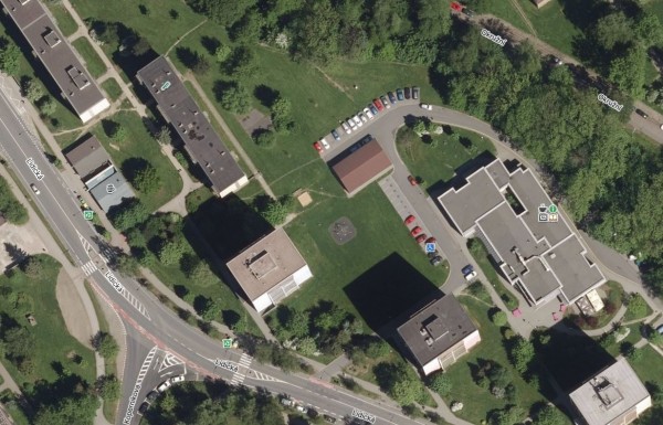 Dětské hřiště u knihovny