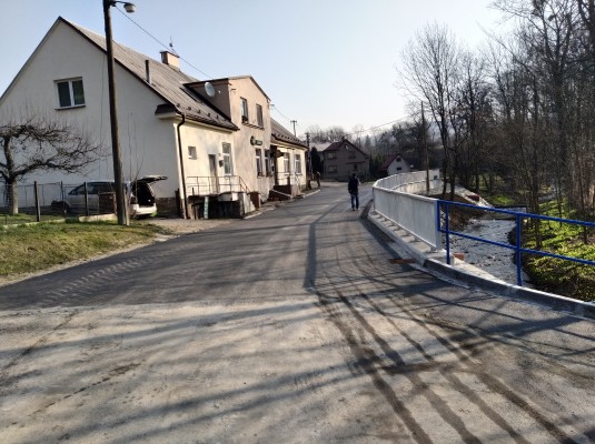 Opěrná zeď v Horní Líštné č.p.33