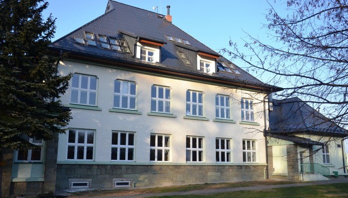 ZŠ Oldřichovice - oprava střechy