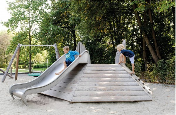 plánovaný nový herní prvek - jeskyně se skluzavkou