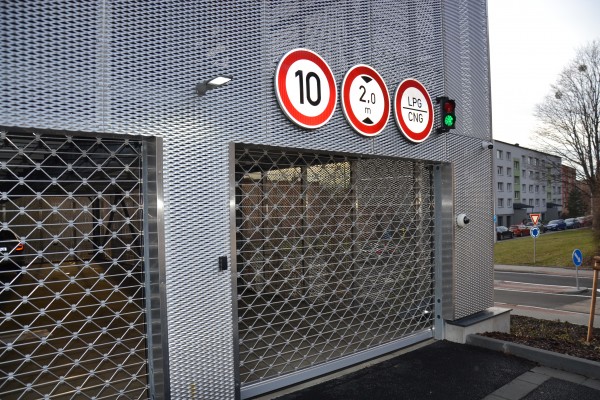 Parkovací objekt Sosna