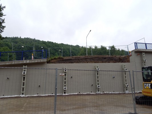 Rekonstrukce opěrné zdi